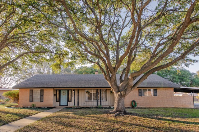 2100 Stanton