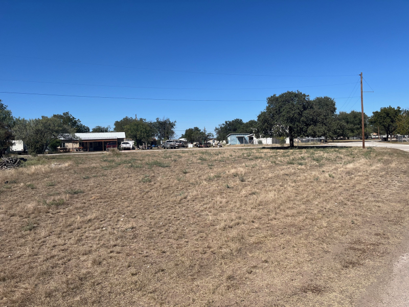 205 S. Loop Dr.
