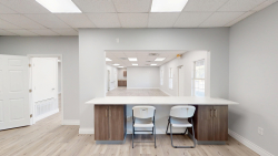 814 W. Broadway (10)
