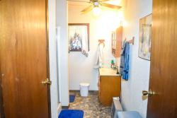 206 W. LiveOak (12)