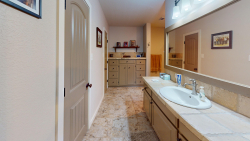 1115 W. 12th St. (12)