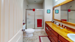 1115 W. 12th St. (17)