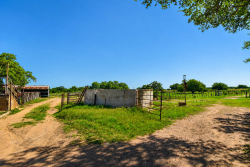 8228 US Hwy 377 (35)