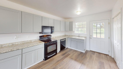 5604 SE 5th (2)