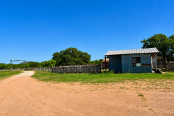 8228 US Hwy 377 (36)
