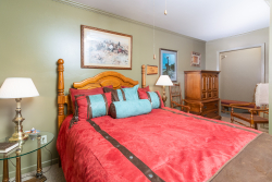 704 S. Bridge St. (32)