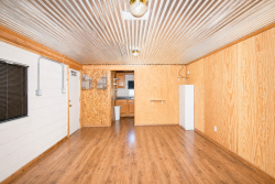 8228 US Hwy 377 (38)