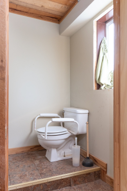 704 S. Bridge St. (41)