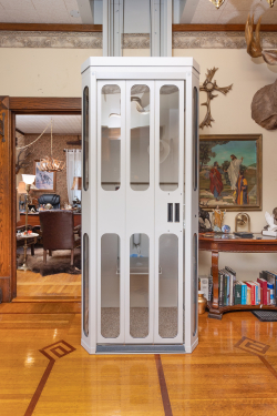 704 S. Bridge St. (44)