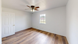 5604 SE 5th (8)
