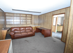 210 S. Blackburn (7)